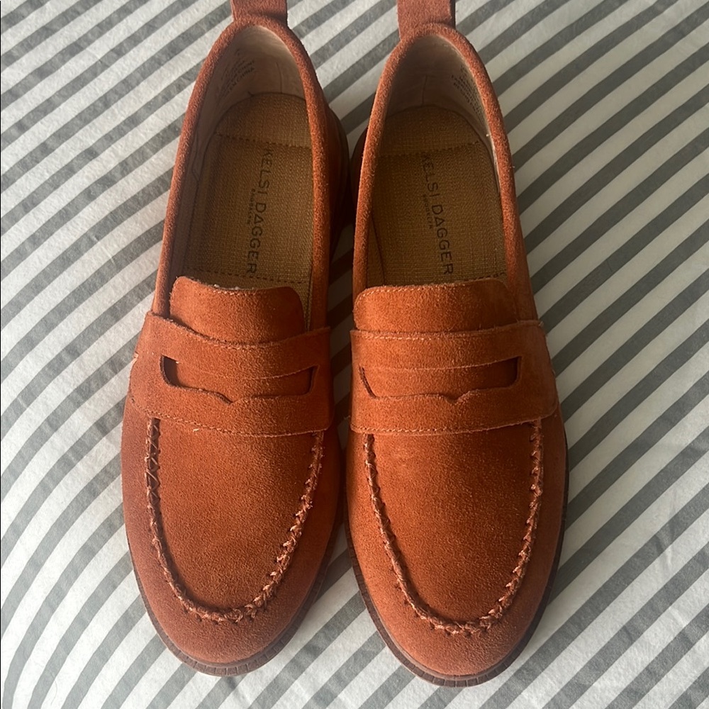Kelsi Dagger Brown Loafers Slip-Ons